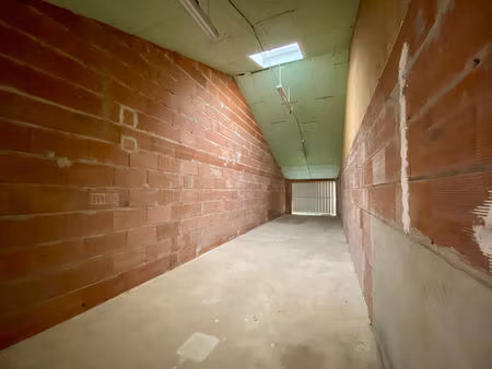 entrepôt pour stockage - le mene 282.29 m2