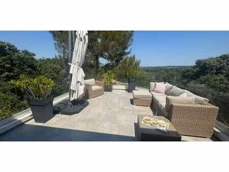 maison contemporaine avec piscine et jardin montferrier-sur-lez (34)