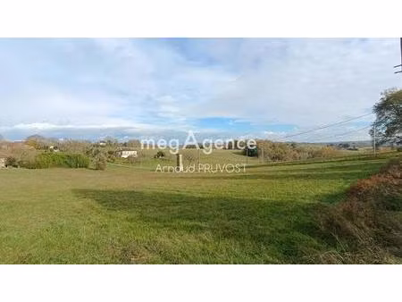 beau terrain constructible