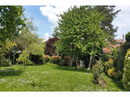 maison de luxe à vendre à garches