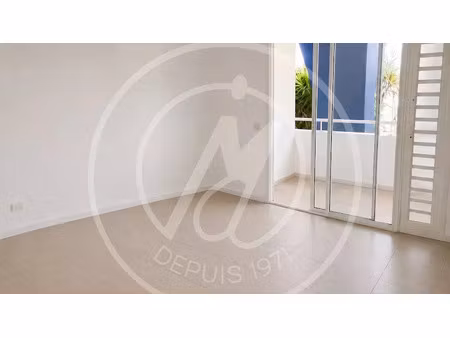 vente appartement 1 pièce 21.73 m² à les abymes (97139)  110 000 €