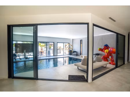 villa de luxe à vendre à frouzins