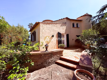 villa de luxe à vendre dans le quartier beaucours-la gorguette-la morvenede