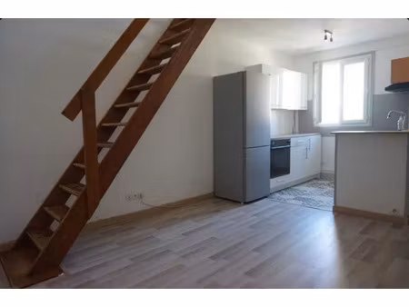t2 / 35m² / juziers (ligne j)