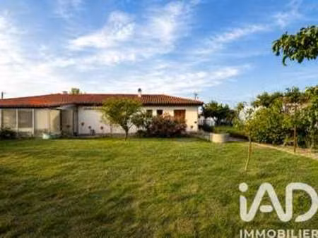 vente maison à saint-louis-de-montferrand (33440) : à vendre / 90m² saint-louis-de-montfer