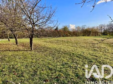 vente terrain à saint-ciers-champagne (17520) : à vendre / 800m² saint-ciers-champagne