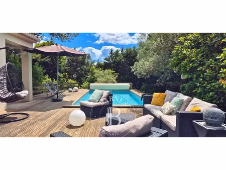 maison de luxe à vendre dans le quartier sablas-mendrous o-languedoc o