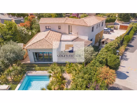 villa de luxe à vendre dans le quartier sud