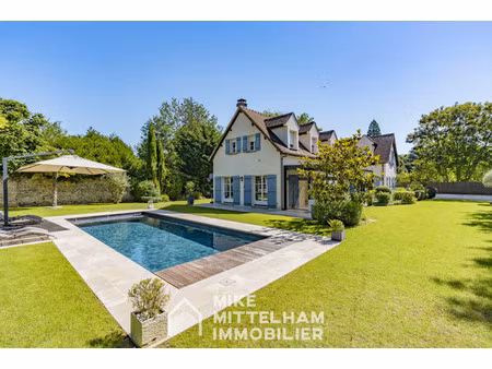 villa de luxe à vendre à montfort-l'amaury