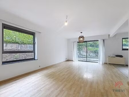 appartement à louer à rue notre dame 21 braine-l'alleud (vbe30150)