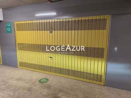 location garage antibes - box 25m²