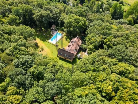 - a vendre - maison familiale avec 1 6 hectare et piscine
