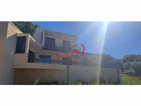 montauroux- villa neuve 5 pièces de 152 18m2- prestations ha