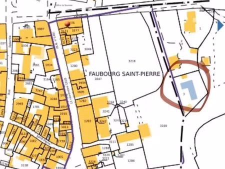 terrain constructible de 900 m² en plein centre de gramat