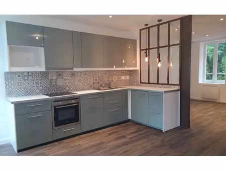 location appartement  m² t-3 à castres  664 €