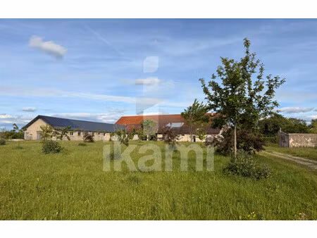 fonds de commerce de 2 312 m² à marigny - 1 080 000 €