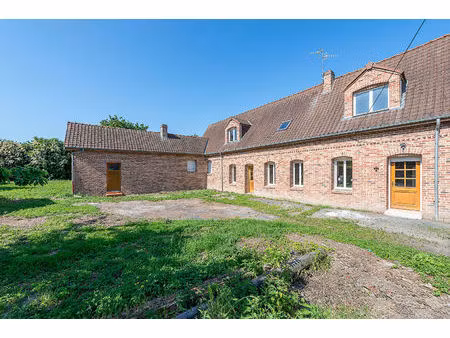 corp de ferme de 135 m²