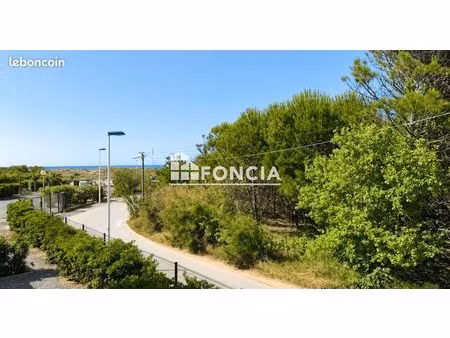 vias-plage – appartement t2 en résidence front de mer avec piscine et parking privé