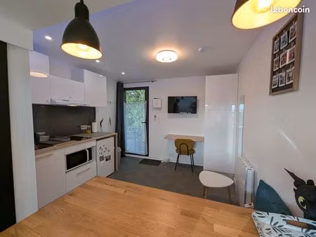 agréable studio meublé au calme