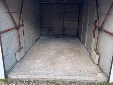 garage ou parking extérieur à louer