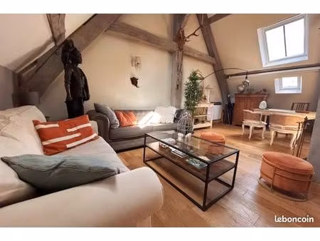 duplex meublé de caractère rénové centre