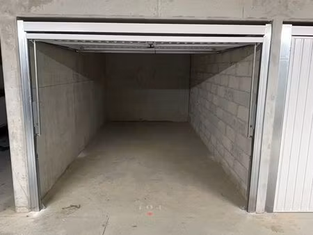 garage box