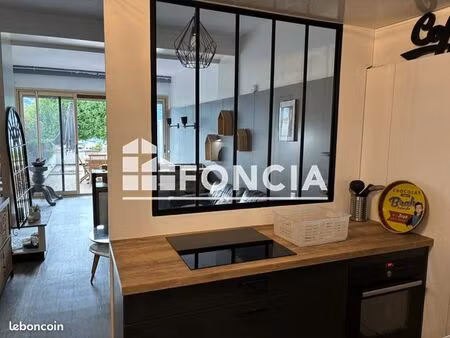 studio 1 pièce 37 m²