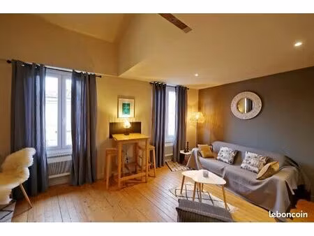 studio meublé 25m2 hyper centre d’albi-marche couvert