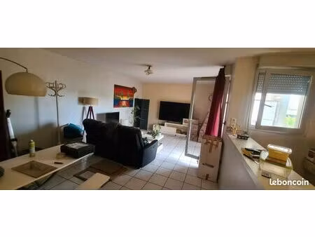 t2 plein sud 53m2 avec terrasse et garage