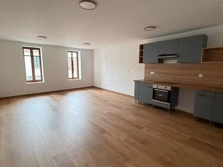 appartement duplex 65 m2 1150 toutes charges comprises (eau+elec)