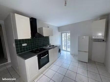 appartement f2 de 41m² rénové avec garage et cave