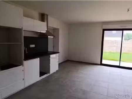 location appartement t3 rdc pmr proche centre ville avec garage