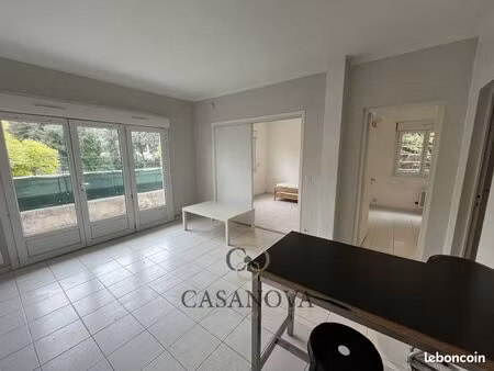 appartement 3 pièces 45 m²