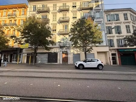 appartement 1 pièce 88 m²