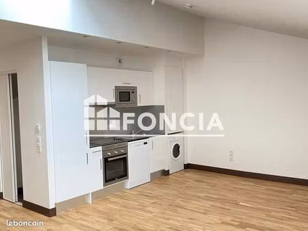 studio 1 pièce 42 m²