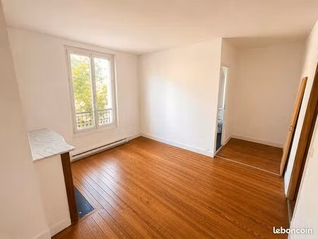 studio 1 pièce 22 m²