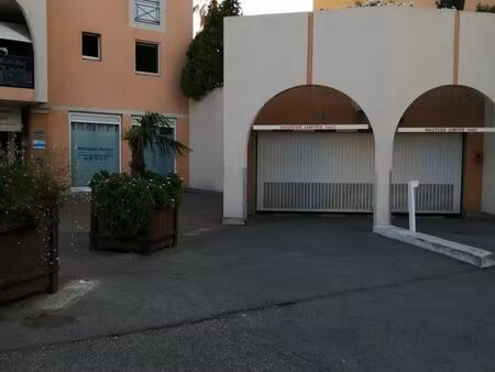 box garage