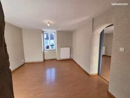 location appartement f2 centre ville de lure