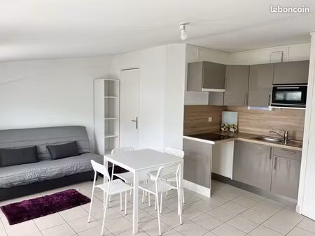 studio meublé