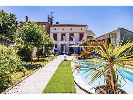 maison de maitre t6/7 240 m2 5 chambres cave piscine garage