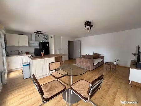 appartement 3 pièces 64 m²