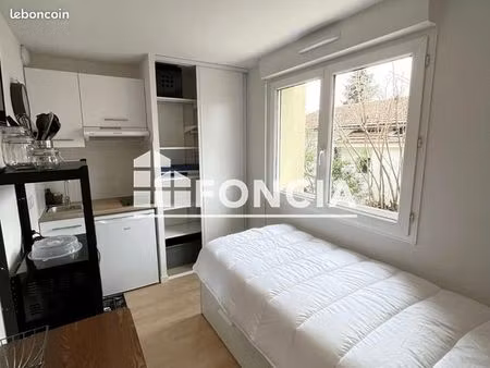 appartement 1 pièce 18 m²