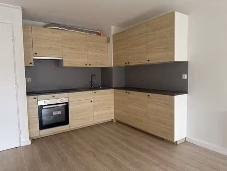 t2 entièrement rénové 42 m² plaisance-du-touch