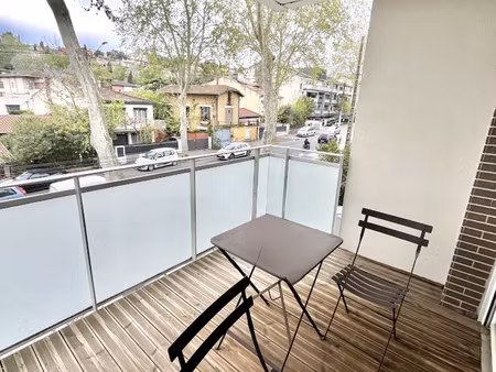 appartement 2 pièces 44 m2 balcon et parking (résidence réce
