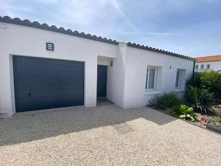 location maison à bretignolles-sur-mer (85470) : à louer / 81m² bretignolles-sur-mer