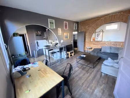 place dupuy  spacieux t2 de 54 m² au calme