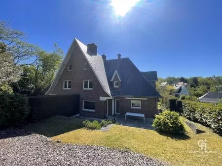 maison à vendre avec garage et terrasse   uccle (rbw10586)