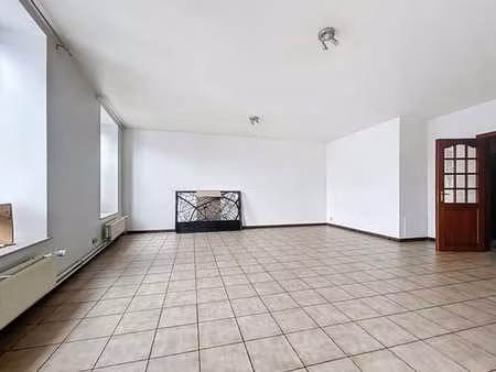 superbe appartement de 111 m²  2 chambres avec terrasse  sit