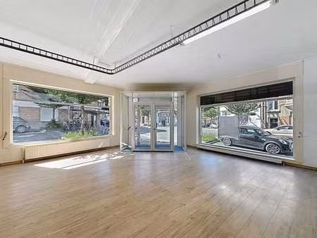 petillon  rdc commercial avec logement lie ±100 m² + caves