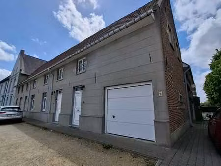charmante maison bel-étage à la campagne – 2 chambres